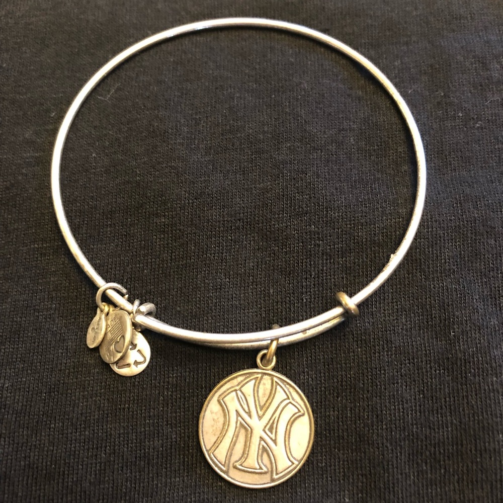 Alex and Ani New York Yankee logo bracelet